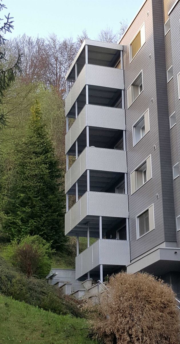 Balkone aus Metall